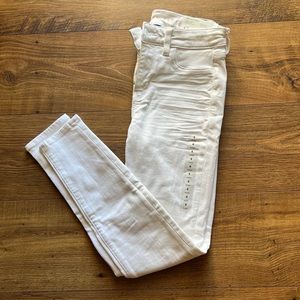 NWT American Eagle Next Level Stretch Jeggings